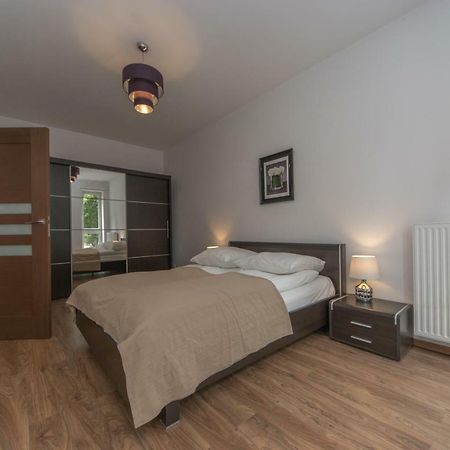 Apartamenty Szeroka - Old Town Holidays Home Гданьск Экстерьер фото